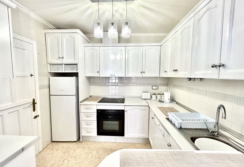 2 Zimmer Haus zu verkaufen in Punta Prima mit Pool - 209.999 € (Ref: 9802839)