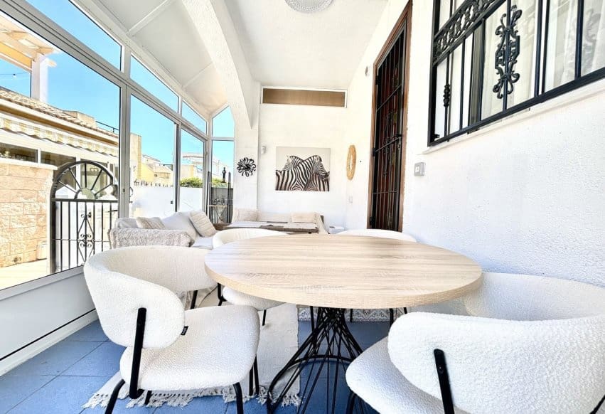 2 Zimmer Haus zu verkaufen in Punta Prima mit Pool - 209.999 € (Ref: 9802839)