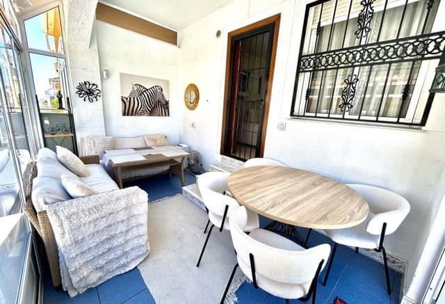 2 Zimmer Haus zu verkaufen in Punta Prima, Torrevieja mit Pool - 209.999 € (Ref: 9802839)