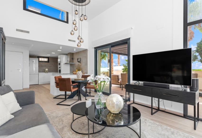 5 quarto Moradia para venda em Cabo Roig com piscina - 829 000 € (Ref: 9802840)