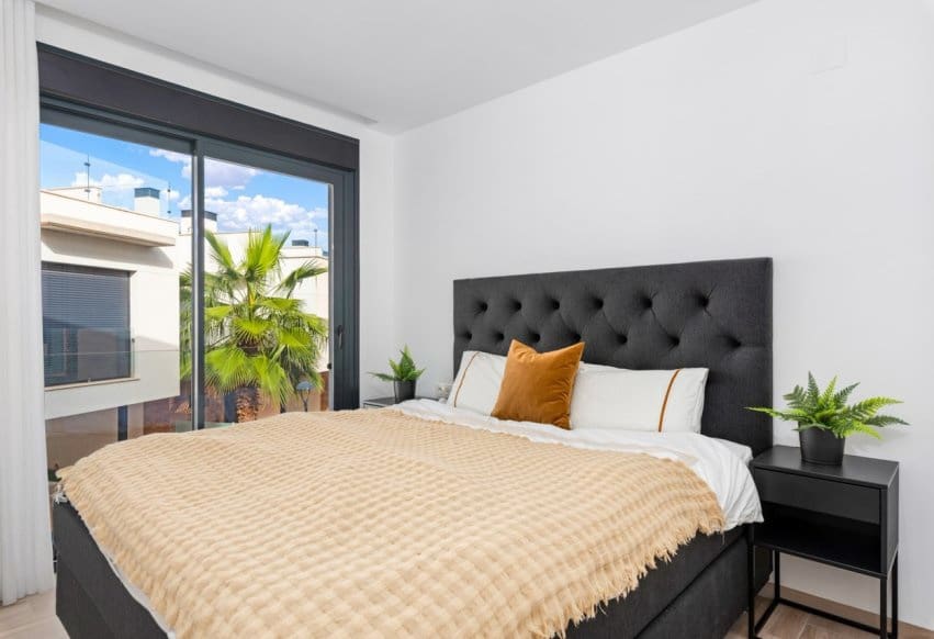 5 quarto Moradia para venda em Cabo Roig com piscina - 829 000 € (Ref: 9802840)