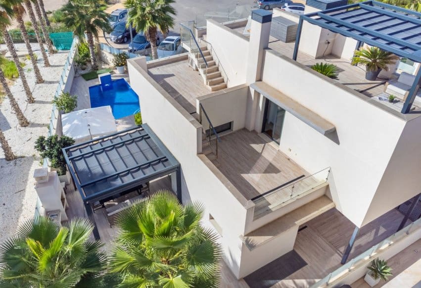 5 quarto Moradia para venda em Cabo Roig com piscina - 829 000 € (Ref: 9802840)