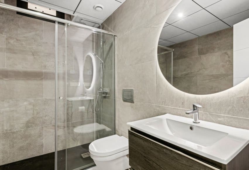 5 quarto Moradia para venda em Cabo Roig com piscina - 829 000 € (Ref: 9802840)