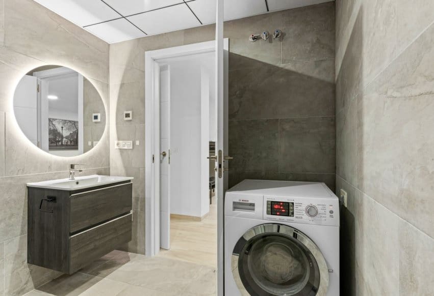 5 quarto Moradia para venda em Cabo Roig com piscina - 829 000 € (Ref: 9802840)