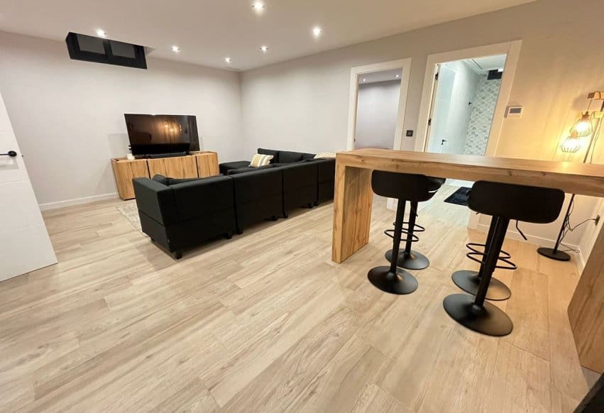 4 Zimmer Villa zu verkaufen in Punta Prima mit Pool - 794.950 € (Ref: 9802842)