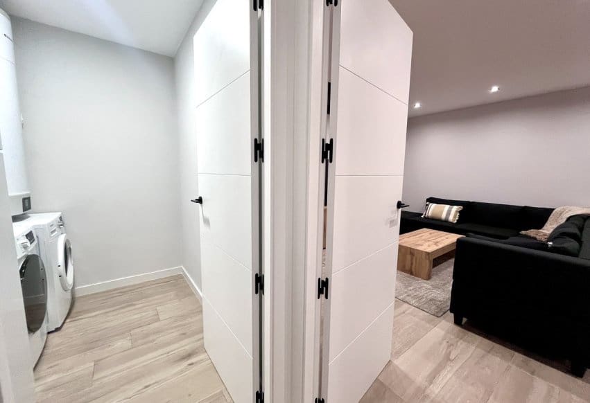 4 Zimmer Villa zu verkaufen in Punta Prima mit Pool - 794.950 € (Ref: 9802842)