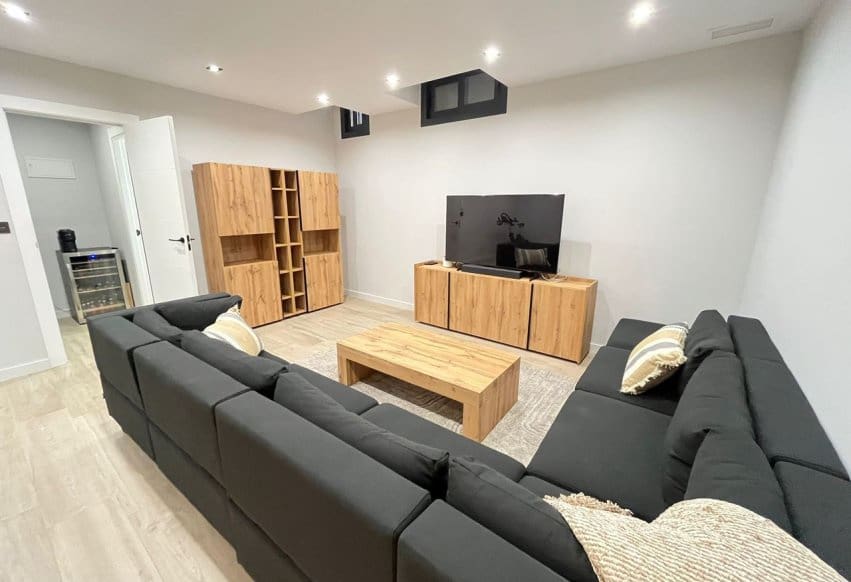 4 Zimmer Villa zu verkaufen in Punta Prima mit Pool - 794.950 € (Ref: 9802842)