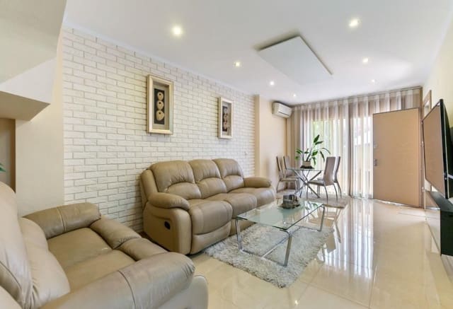 3 soverom Hus til salgs i Aguas Nuevas, Torrevieja - € 319 900 (Ref: 9802844)