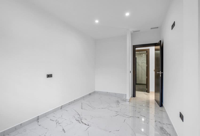 4 bedroom Villa for sale in Campoamor - € 985,000 (Ref: 9802847)