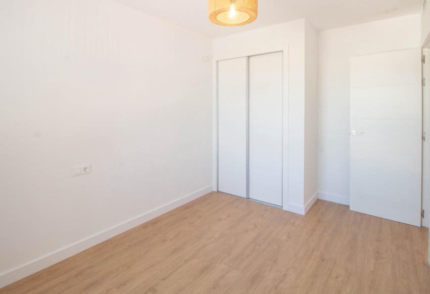 2 sypialnia Penthouse na sprzedaż w Villamartin z basenem - 379 000 € (Ref: 9802849)