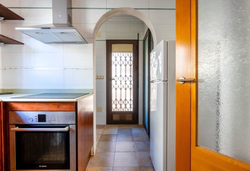 Chalet de 6 habitaciones en Villamartin en venta - 365.000 € (Ref: 9802850)