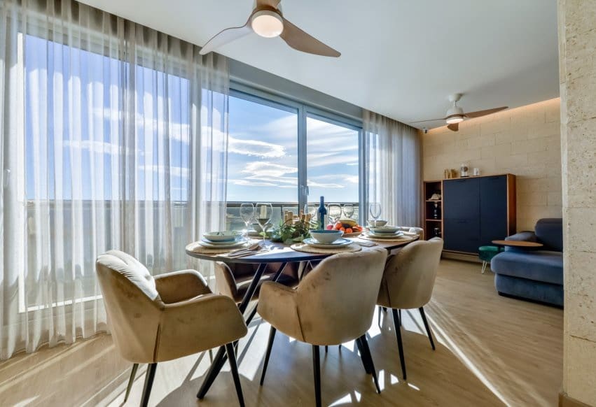 4 bedroom Townhouse for sale in Altea - € 649,000 (Ref: 9802852)