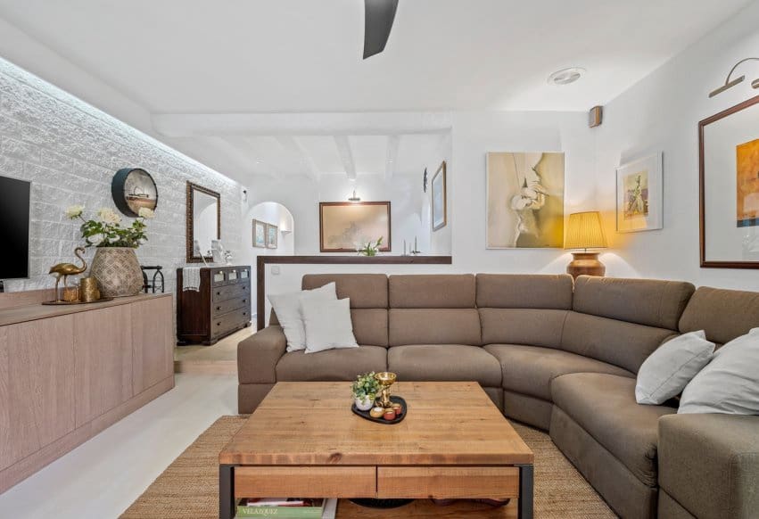 Ático de 3 habitaciones en Torrevieja en venta - 265.000 € (Ref: 9802853)