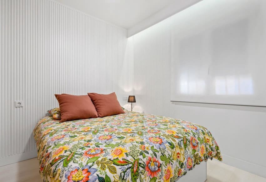 Ático de 3 habitaciones en Torrevieja en venta - 265.000 € (Ref: 9802853)