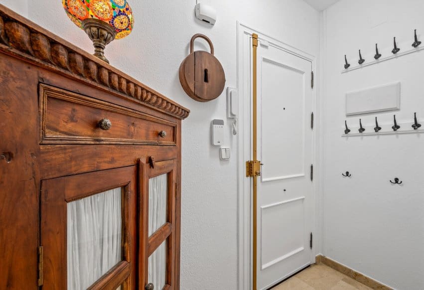 Ático de 3 habitaciones en Torrevieja en venta - 265.000 € (Ref: 9802853)