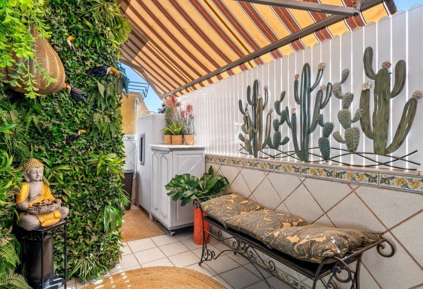 Ático de 3 habitaciones en Torrevieja en venta - 265.000 € (Ref: 9802853)