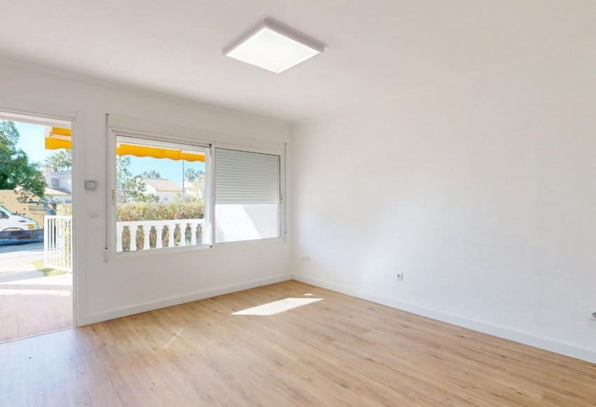 2 slaapkamer Appartement te koop in Villamartin - € 225.000 (Ref: 9802854)