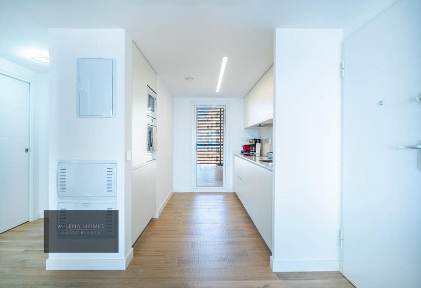 2 soveværelse Strandlejlighed til salg i Torrevieja - € 559.000 (Ref: 9802856)