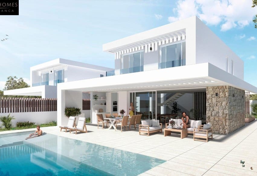 4 bedroom Villa for sale in Torrevieja - € 850,000 (Ref: 9802857)