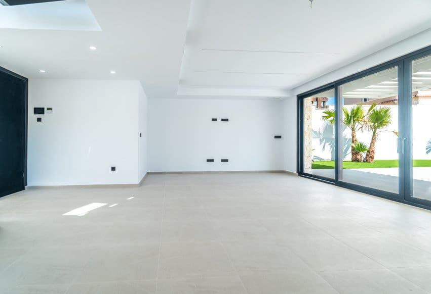 4 chambre Villa/Maison à vendre à Torrevieja - 895 000 € (Ref: 9802857)