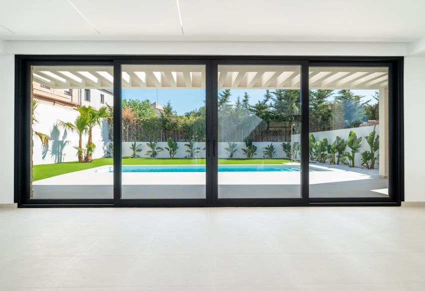 4 chambre Villa/Maison à vendre à Torrevieja - 895 000 € (Ref: 9802857)