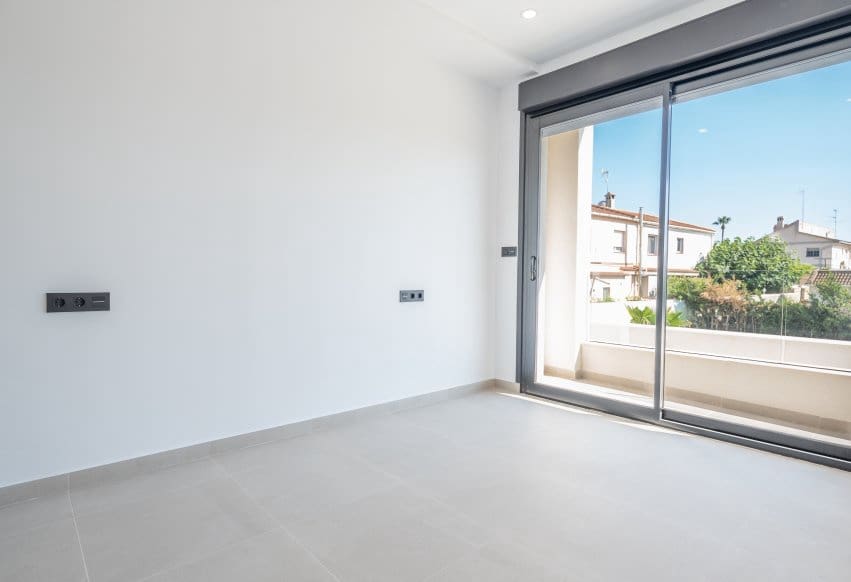 4 chambre Villa/Maison à vendre à Torrevieja - 895 000 € (Ref: 9802857)