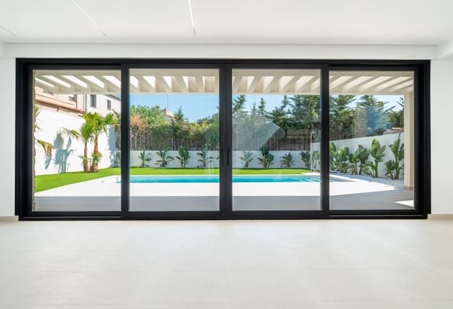 4 sypialnia Willa na sprzedaż w Los Balcones - Los Altos, Torrevieja - 895 000 € (Ref: 9802857)