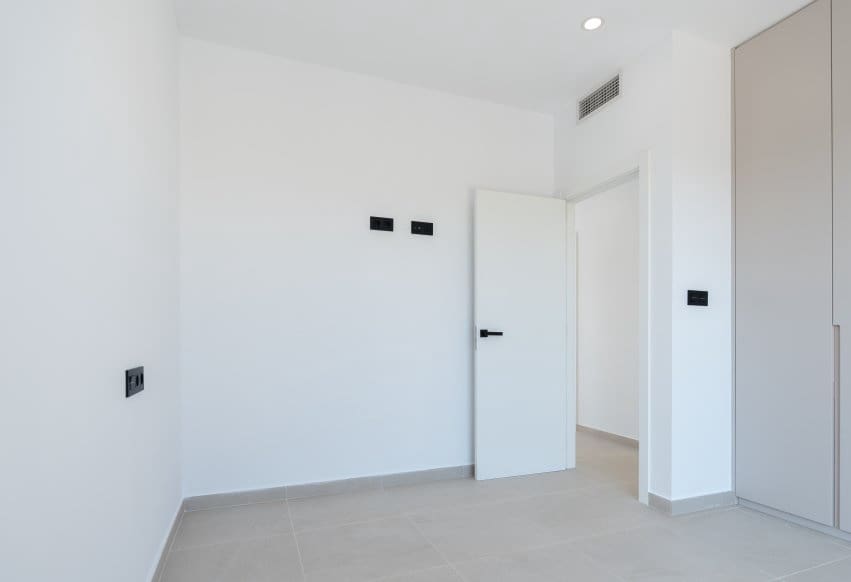 4 chambre Villa/Maison à vendre à Torrevieja - 895 000 € (Ref: 9802857)