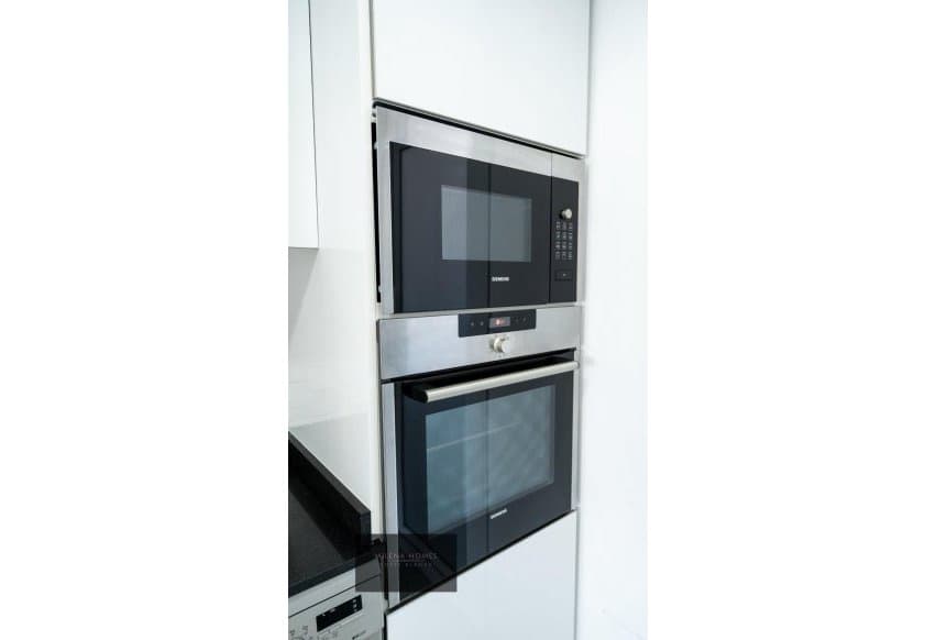 Ático de 3 habitaciones en Torrevieja en venta - 810.000 € (Ref: 9802858)