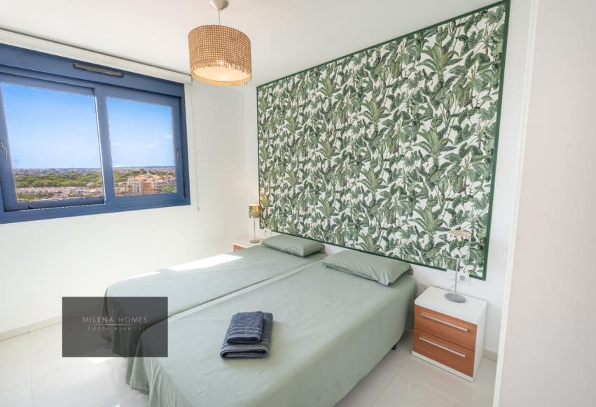 Ático de 3 habitaciones en Torrevieja en venta - 810.000 € (Ref: 9802858)