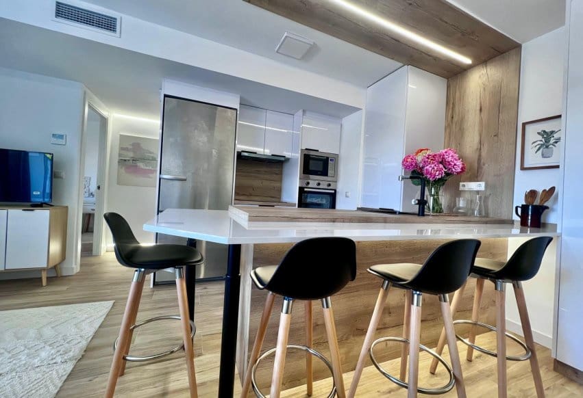 Apartamento de 3 habitaciones en Punta Prima en venta con piscina - 299.000 € (Ref: 9802859)