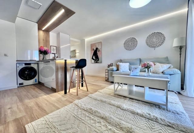 3 soveværelse Lejlighed til salg i Punta Prima, Torrevieja med swimmingpool - € 299.000 (Ref: 9802859)