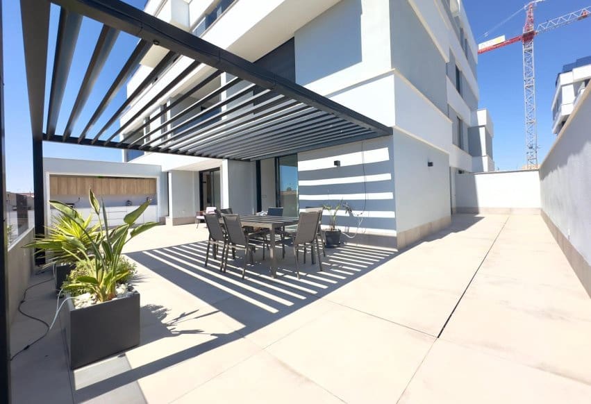 3 quarto Apartamento para venda em San Pedro del Pinatar com piscina - 410 000 € (Ref: 9802860)