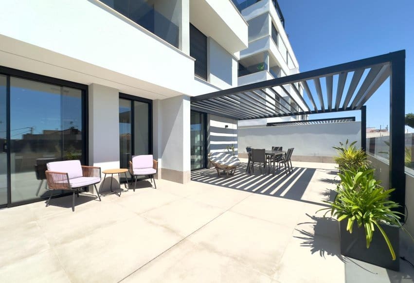 3 quarto Apartamento para venda em San Pedro del Pinatar com piscina - 410 000 € (Ref: 9802860)