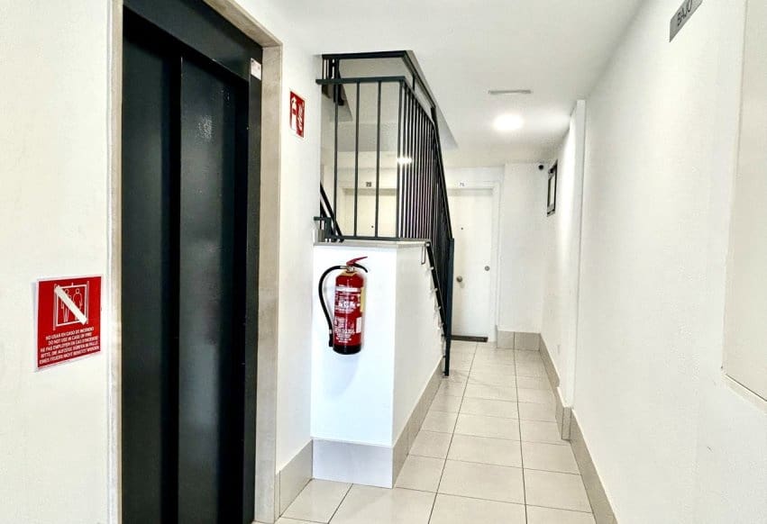 2 slaapkamer Appartement te koop in Villamartin met zwembad - € 229.500 (Ref: 9802862)