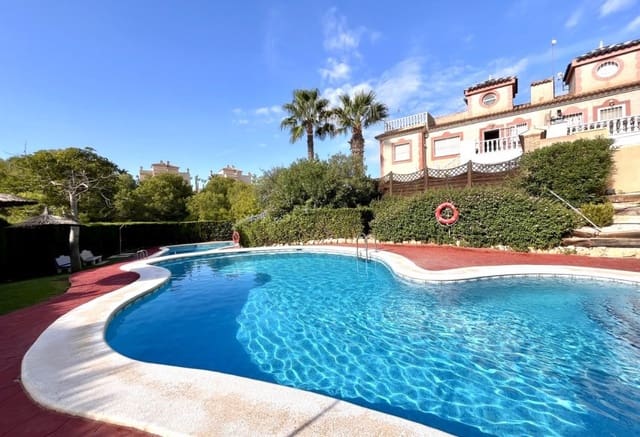 Apartamento de 2 habitaciones en Playa Flamenca, Orihuela en venta con piscina - 199.999 € (Ref: 9802863)