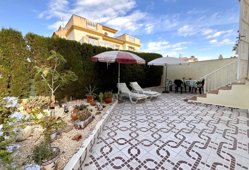 2 sypialnia Apartament na sprzedaż w Orihuela Costa z basenem - 199 999 € (Ref: 9802863)