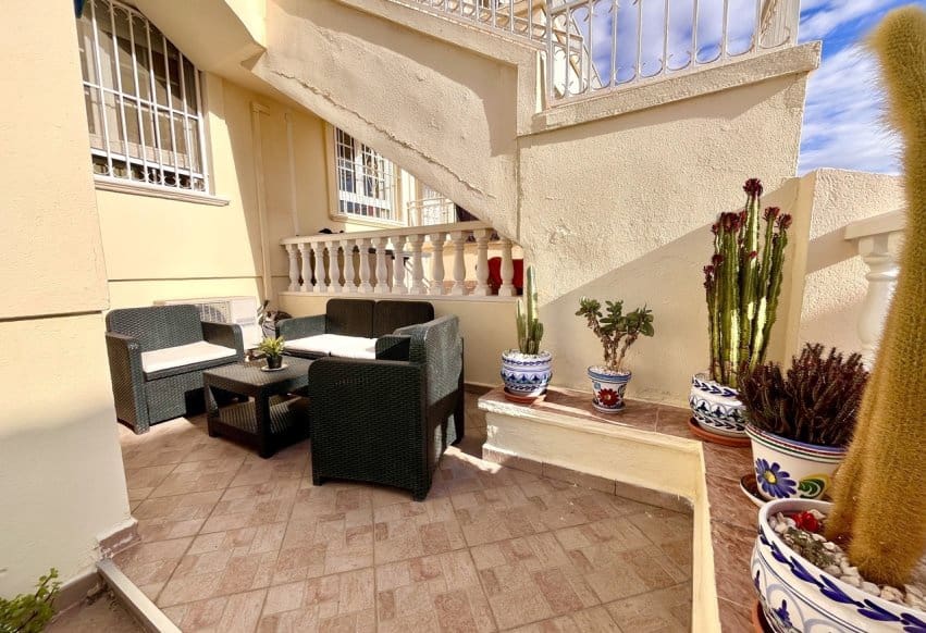 2 sypialnia Apartament na sprzedaż w Orihuela Costa z basenem - 199 999 € (Ref: 9802863)