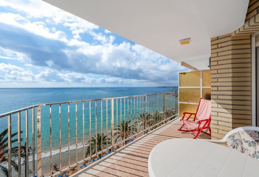 3 bedroom Beach Apartment for sale in Torrevieja - € 475,000 (Ref: 9802865)