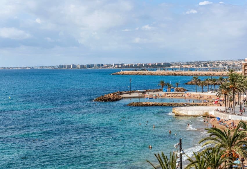 3 bedroom Beach Apartment for sale in Torrevieja - € 475,000 (Ref: 9802865)