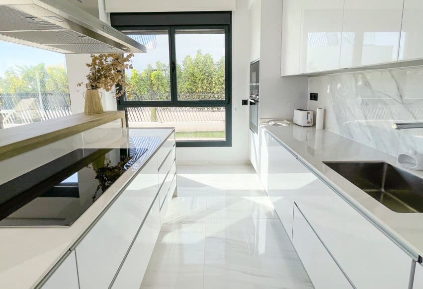 3 bedroom Beach Apartment for sale in La Villajoyosa / Vila Joiosa - € 1,390,000 (Ref: 9802866)