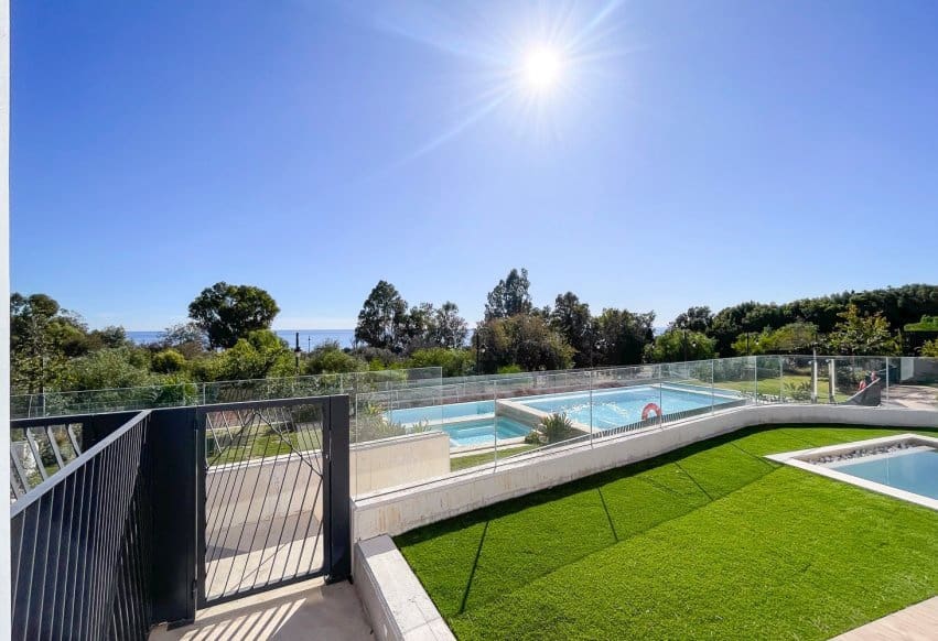 3 bedroom Beach Apartment for sale in La Villajoyosa / Vila Joiosa - € 1,390,000 (Ref: 9802866)