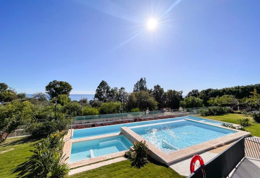 3 bedroom Beach Apartment for sale in La Villajoyosa / Vila Joiosa - € 1,390,000 (Ref: 9802866)