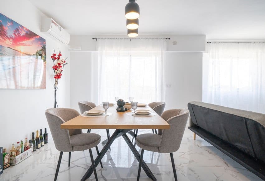2 quarto Apartamento para venda em Punta Prima - 245 000 € (Ref: 9802867)