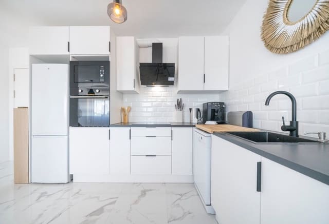 2 sypialnia Apartament na sprzedaż w Punta Prima, Torrevieja - 245 000 € (Ref: 9802867)