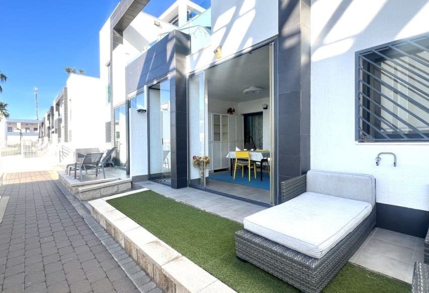 2 quarto Apartamento para venda em La Zenia com piscina garagem - 275 000 € (Ref: 9804846)