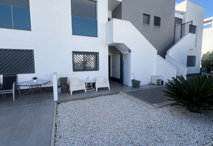 2 quarto Apartamento para venda em La Zenia com piscina garagem - 275 000 € (Ref: 9804846)