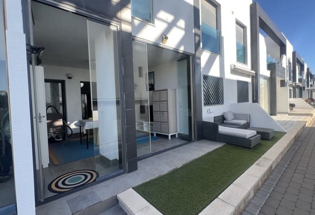 2 quarto Apartamento para venda em La Zenia, Orihuela com piscina garagem - 275 000 € (Ref: 9804846)