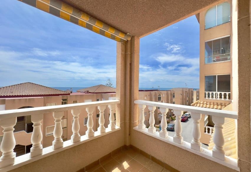 2 slaapkamer Appartement te koop in Cabo Cervera met zwembad garage - € 199.000 (Ref: 9830292)