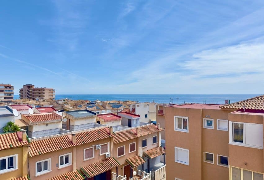 2 slaapkamer Appartement te koop in Cabo Cervera met zwembad garage - € 199.000 (Ref: 9830292)